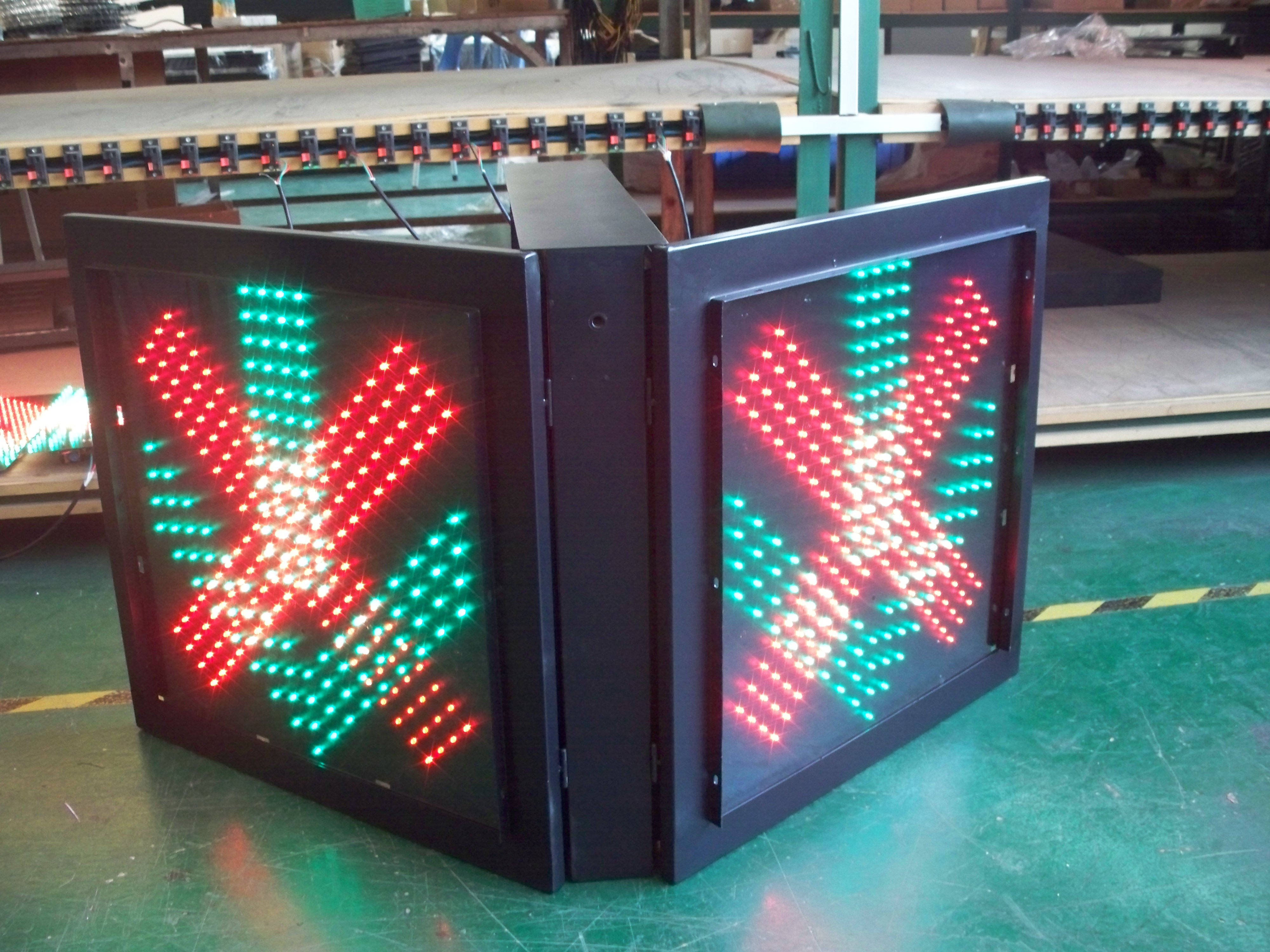 Red cross green arrow double sided (pixel tube)